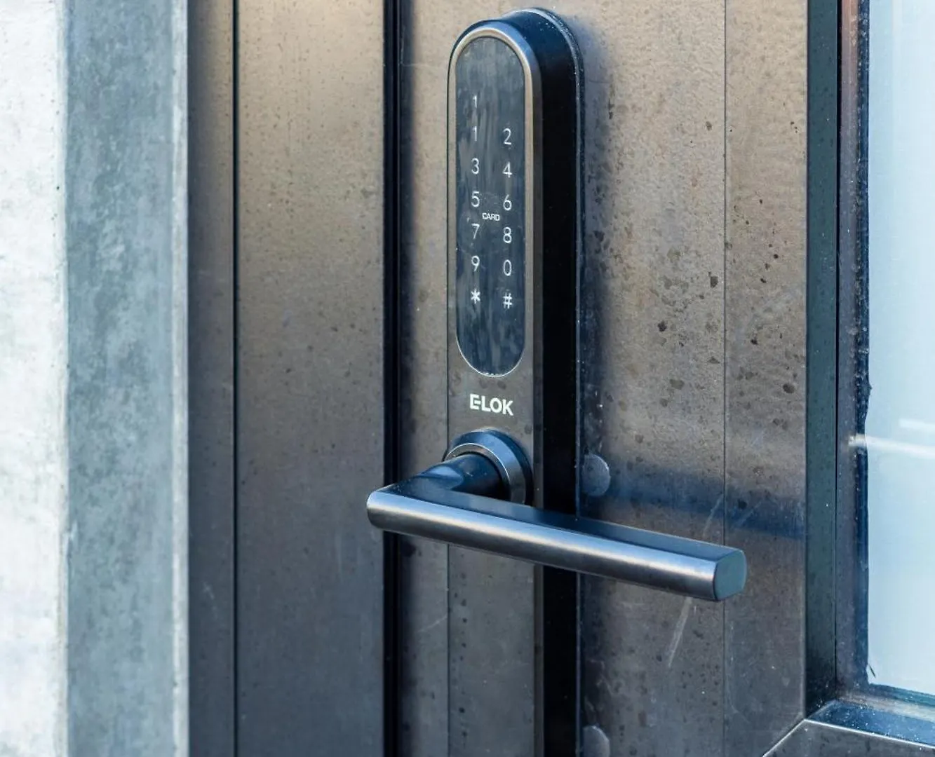 Relax In Designer Luxury At Central City Townhouse Christchurch